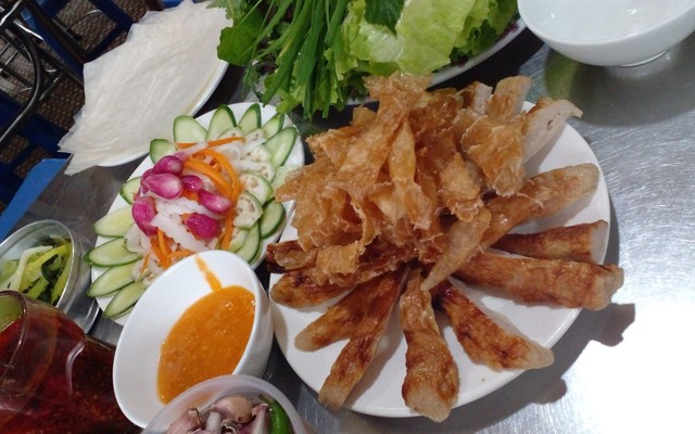 Quán Hạnh Tâm - Bún & Nem Nướng - Chợ Đà Lạt