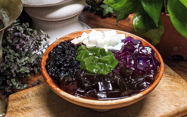 Trà Sữa HOUJICHA - Trần Nhật Duật