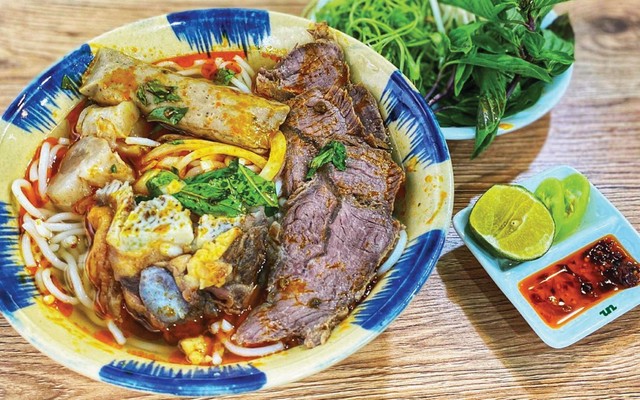 Tân Cà Phê - 181 Cách Mạng Tháng Tám