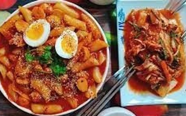 Lẩu Zhuang - Set Lẩu Haidilao & Tokbokki - Tạ Quang Bửu