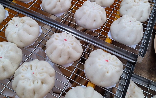 Hoàng Ngọc - Xưởng Bánh Bao - Nguyễn Quý Đức