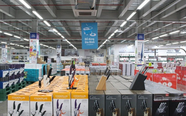 Larva Mart - Hồ Tùng Mậu