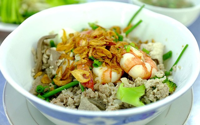 Thành Đạt - Hủ Tiếu Nam Vang - 26A Trịnh Đình Trọng