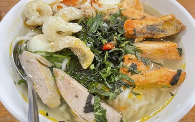 Bà Dy - Bánh Canh Cá Lóc - Kim Đồng