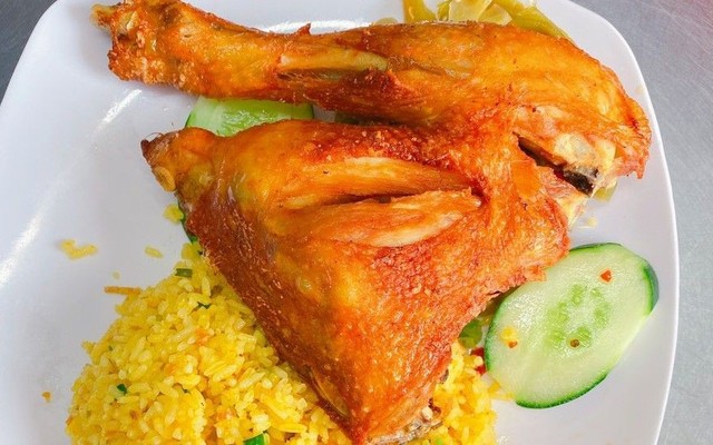 Quán Như Ý - Cơm Gà Xối Mỡ - Hoàng Văn Thụ