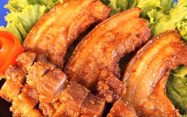 Bếp Laan - Hoàng Ngọc Phách