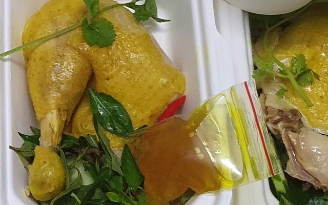 Cơm Gà Cậu Hai À - Gà Nguyên Con & Gà Thả Vườn