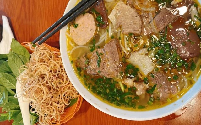 Bún Bò Huế - Nhà Hàng Đại Cát