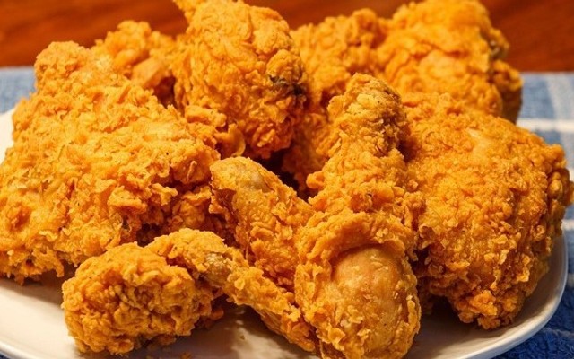 Bếp Ong - Gà Rán & Nước Ép Đóng Chai