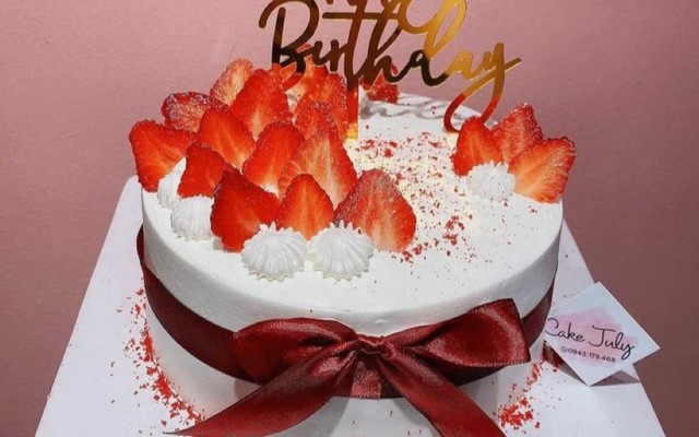 Tiệm Bánh Cake July - Nguyễn Ngọc Vũ