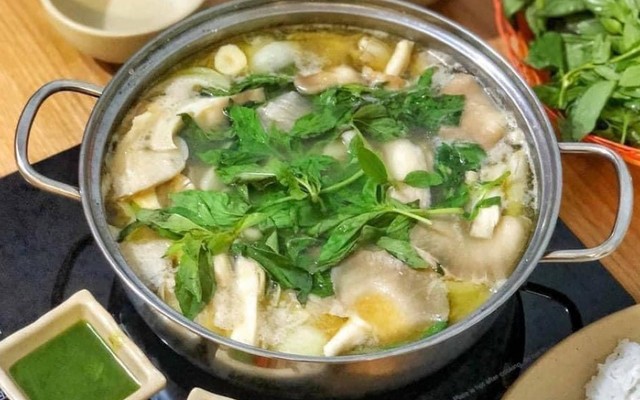 Thực Phẩm 129 - Lẩu Gà Lá É - Nguyễn Ái Quốc