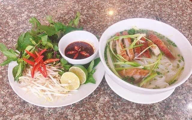 Bia Huy Xồm - Phan Đình Phùng