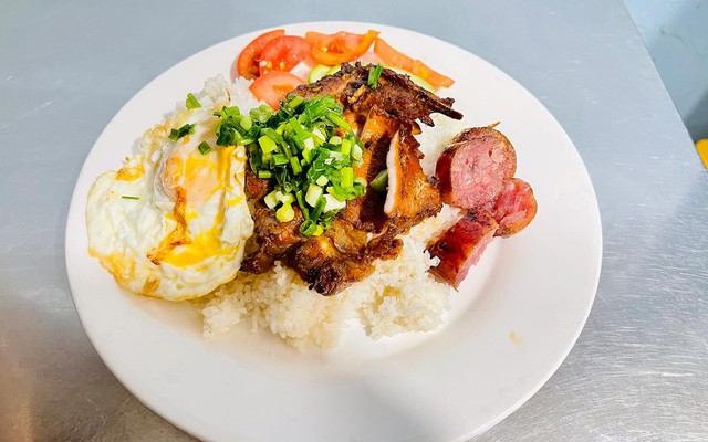 Cơm Tấm - Thịt Sườn 279 - Hậu Giang