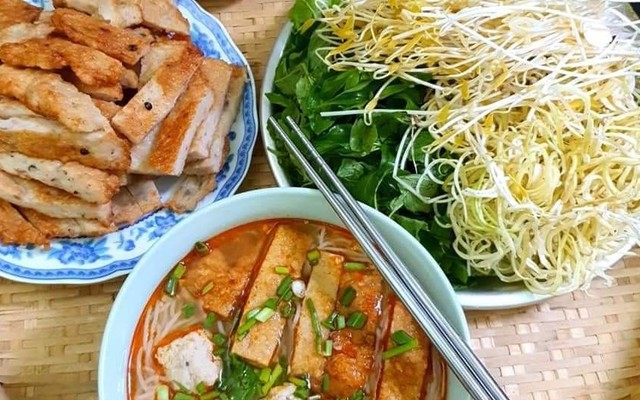 Bếp Thiên Ngọc - Thực Phẩm Quảng Ngãi - Vườn Lài