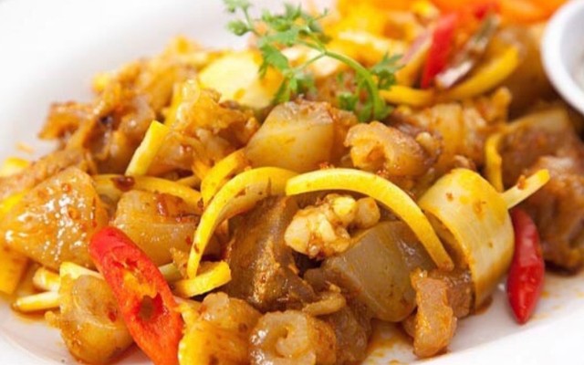 Lẩu Bò Năm Béo - Đào Trí