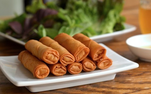 Chả Giò & Chả Tôm - Linh Đan