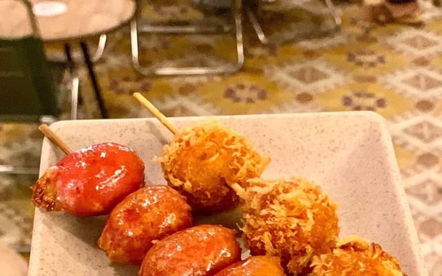 Bụi Cafe - 75 Đặng Thai Mai