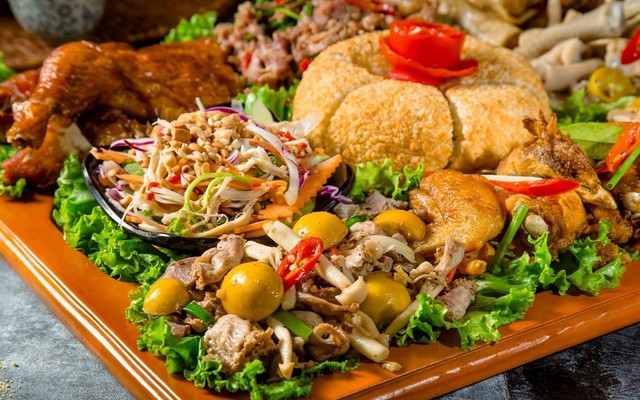 Thiên Vương - Gà Mẹt & Gà Không Lối Thoát Hàng Sơ Chế - Nguyễn Hoàng