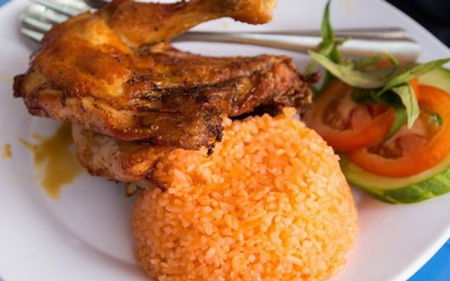 Cơm Gà Hồng Phát - 475 Hoàng Văn Thụ