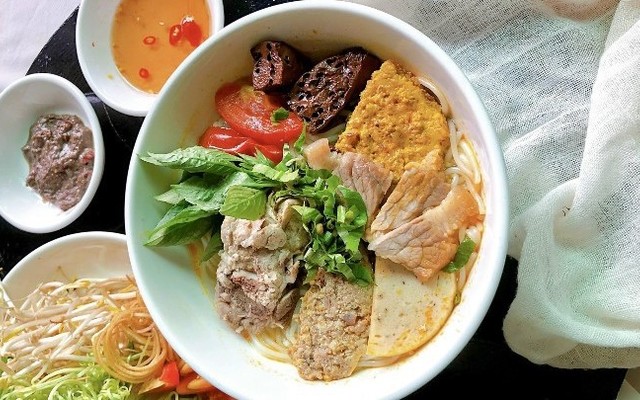 Chú Lùn - Bún Riêu Cua Đồng - Yên Hạ
