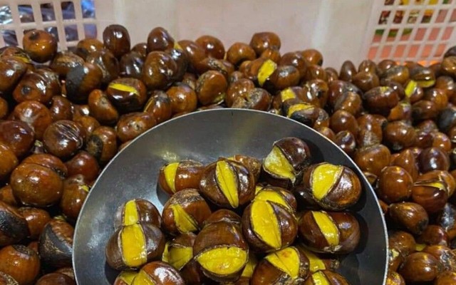 Tiệm Hạt Dẻ & Đồ Ăn Vặt Nội Địa Trung Quốc - Phúc Đồng