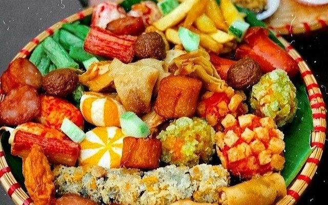 Phố Ăn Vặt - Phan Bội Châu