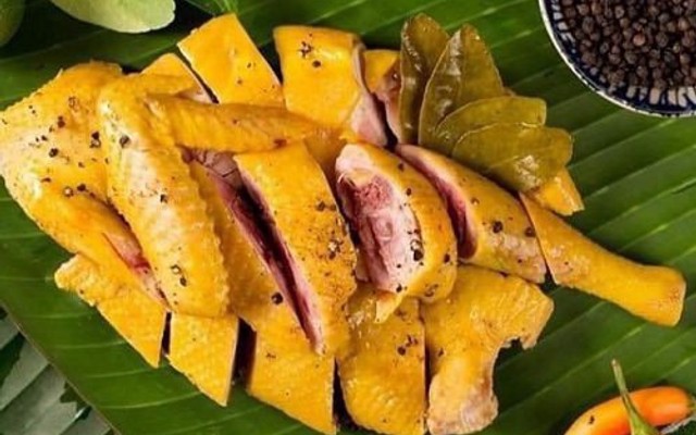 Gà Ủ Muối Trang Tuyền - Bến Oánh