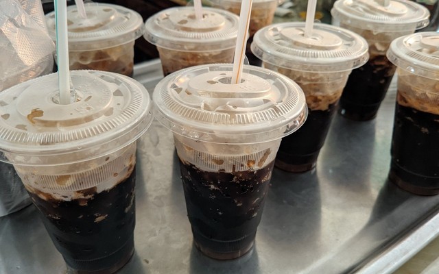 Cà Phê Xuân Hương - Trần Việt Châu