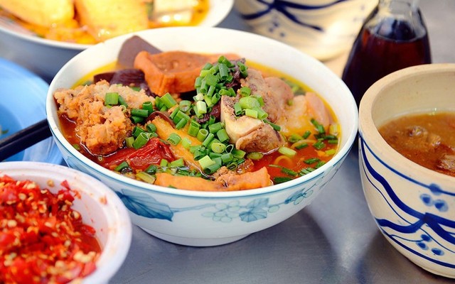 Quán Ăn Cô Ba - Bún Riêu & Bánh Cuốn