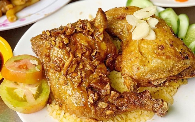 Cơm Gà Huỳnh Thuỷ