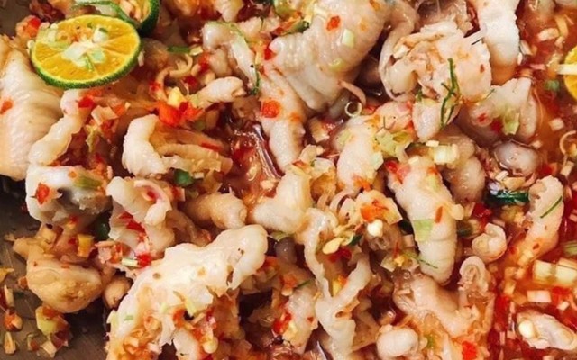 Hi Tea - Chân Gà Rút Xương - 462 Điện Biên Phủ