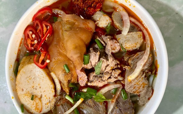 Quán Bún Bò Huế Việt Hương - Dương Bá Trạc