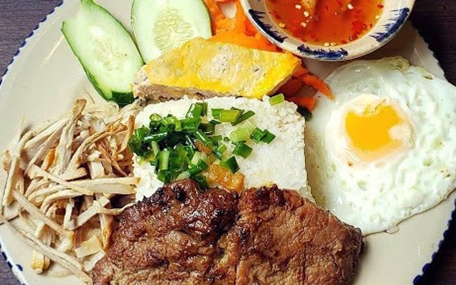 Cơm Tấm Quỳnh 124 - Bùi Đình Túy