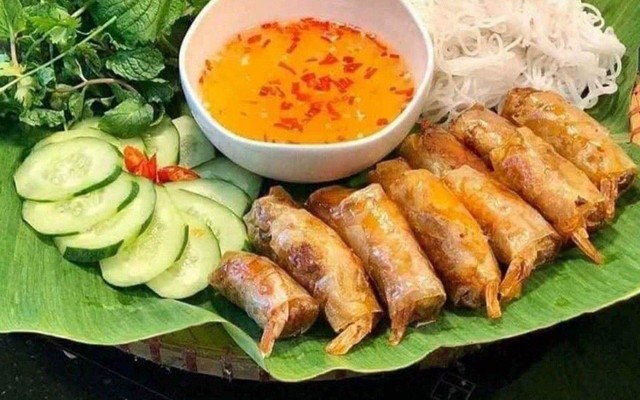 Ăn Vặt Q&N - Quốc Lộ 1A