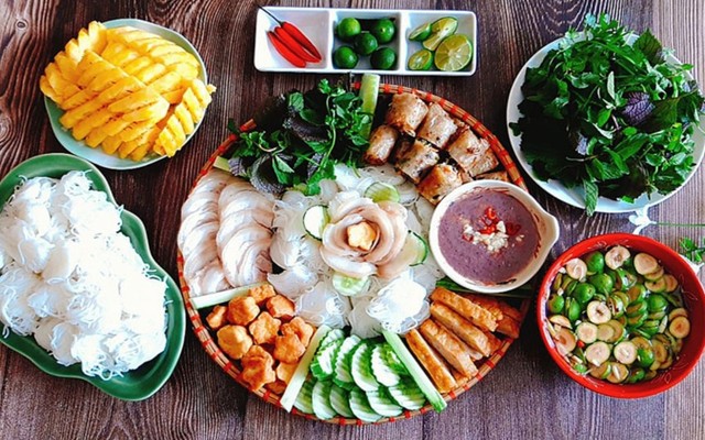 Bếp Cô Hương - Hồ Ba Mẫu