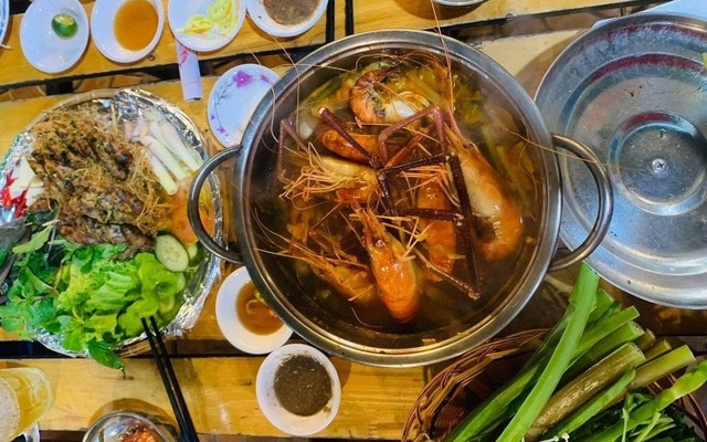 Ẩm Thực Hoa Anh Đào - Lẩu & Nướng - Ngô Sĩ Liên