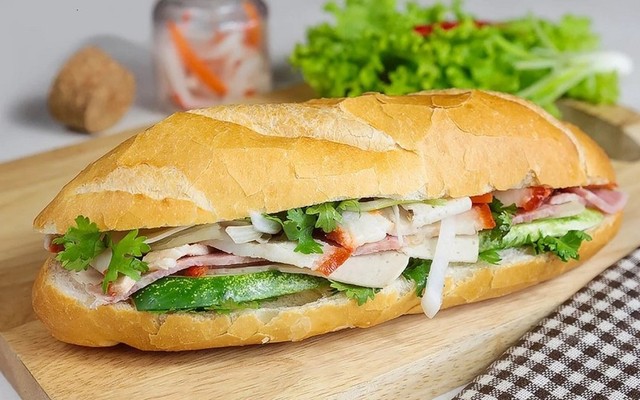 Bánh Mì Tân Xuân - 356 Bình Thành