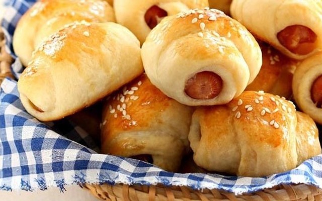 Bánh Kem & Bánh Ngọt Ngọc Hà Bakery - Quang Trung