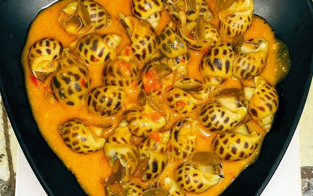 Quán Ốc Huế - Bạch Đằng