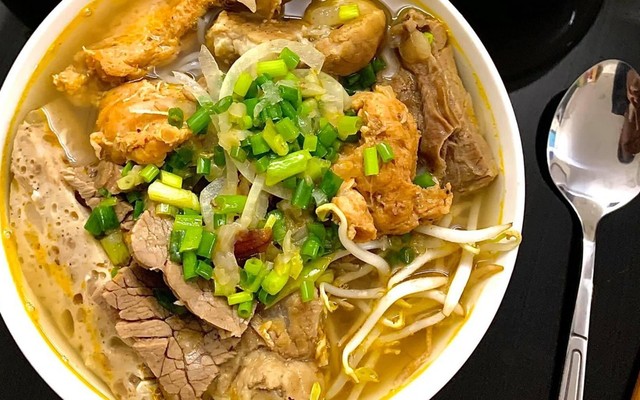 Bếp Nhật Béo - Bún Bò Huế - Khương Trung