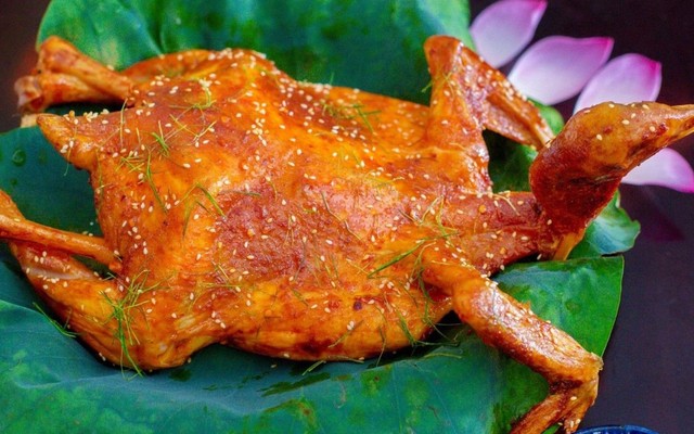 Tiệm Gà Nướng Bé Bự - Đường Số 3