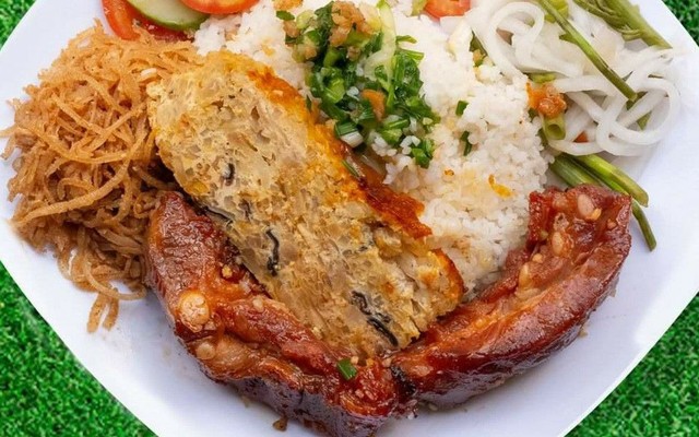Quán Cơm Tấm Hùng - Bùi Điền