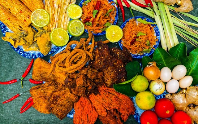 Tiệm Khô Từ Gia - 212/39 Nguyễn Thiện Thuật