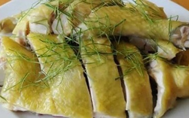 Cơm Gà Cô Dung - Trần Văn Đang