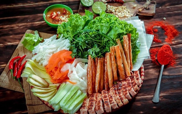 Nga Nguyễn - Nem Nướng Nha Trang & Đồ Ăn Vặt - Cổ Nhuế