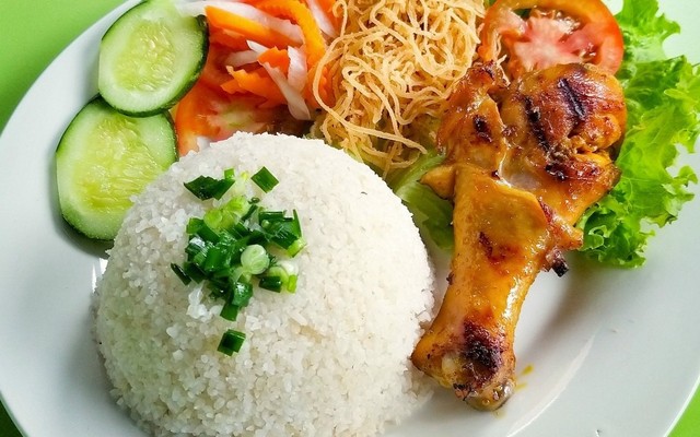 Cơm Tấm & Bún Cá Heo Couple - Đồng Tâm