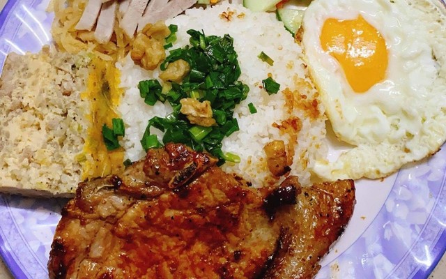 Cơm Tấm 1 KHÔNG 2