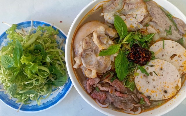 Bún Bò Hẻm 28 - Đường Số 15