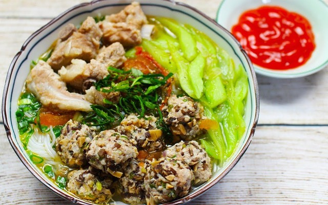 Bún Dọc Mùng Phố Cổ - Lạc Long Quân