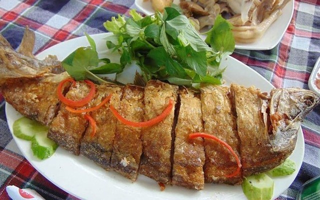 Đặc Sản Hậu Giang - Chuyên Cá Thát Lát - Lê Hồng Phong
